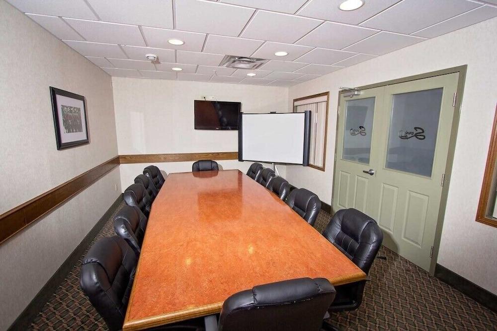 Service Plus Inns & Suites Drayton Valley Eksteriør billede