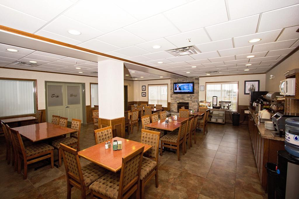 Service Plus Inns & Suites Drayton Valley Eksteriør billede